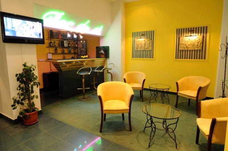 Guci Hotel Κονστάντζα Εξωτερικό φωτογραφία