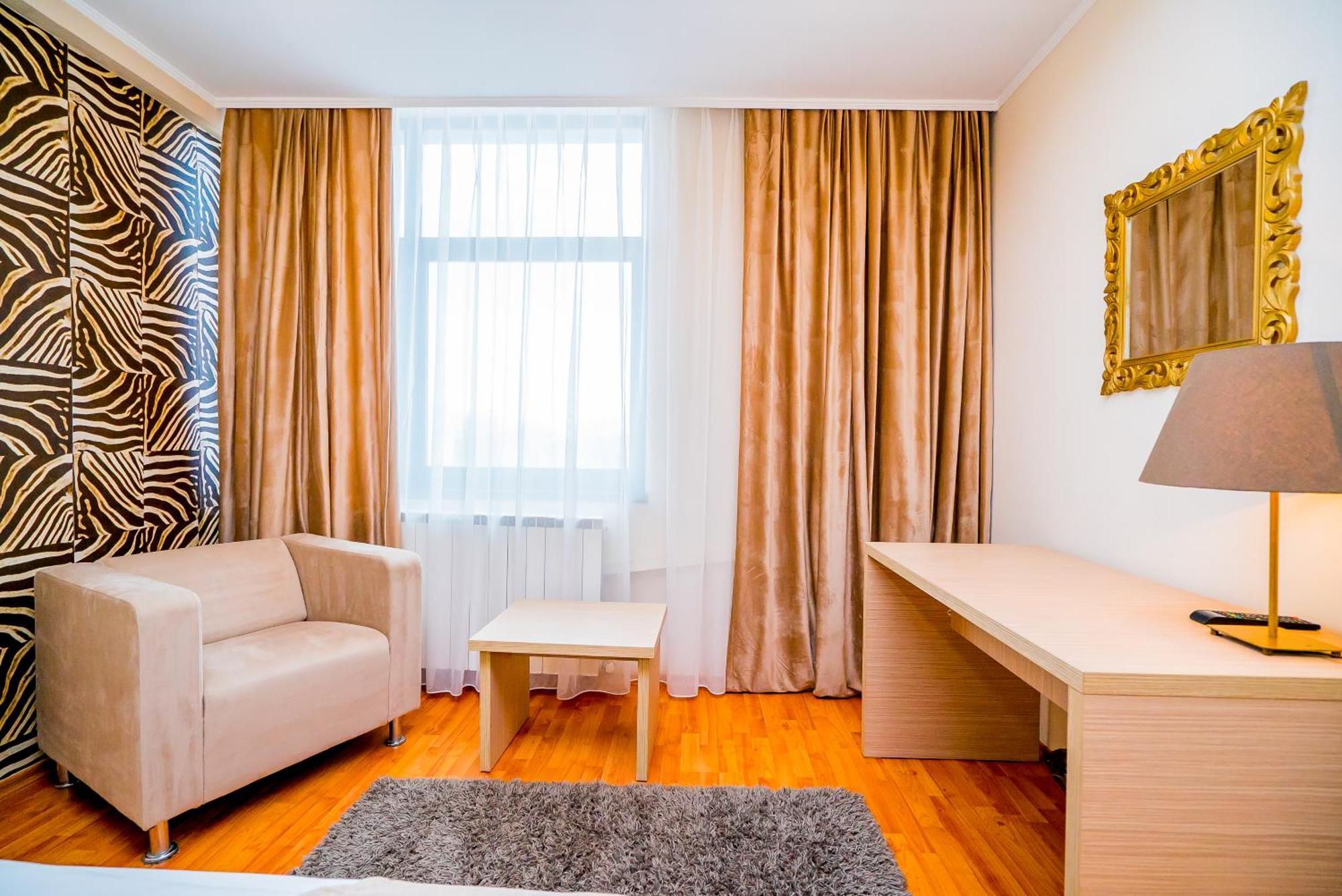 Guci Hotel Κονστάντζα Εξωτερικό φωτογραφία