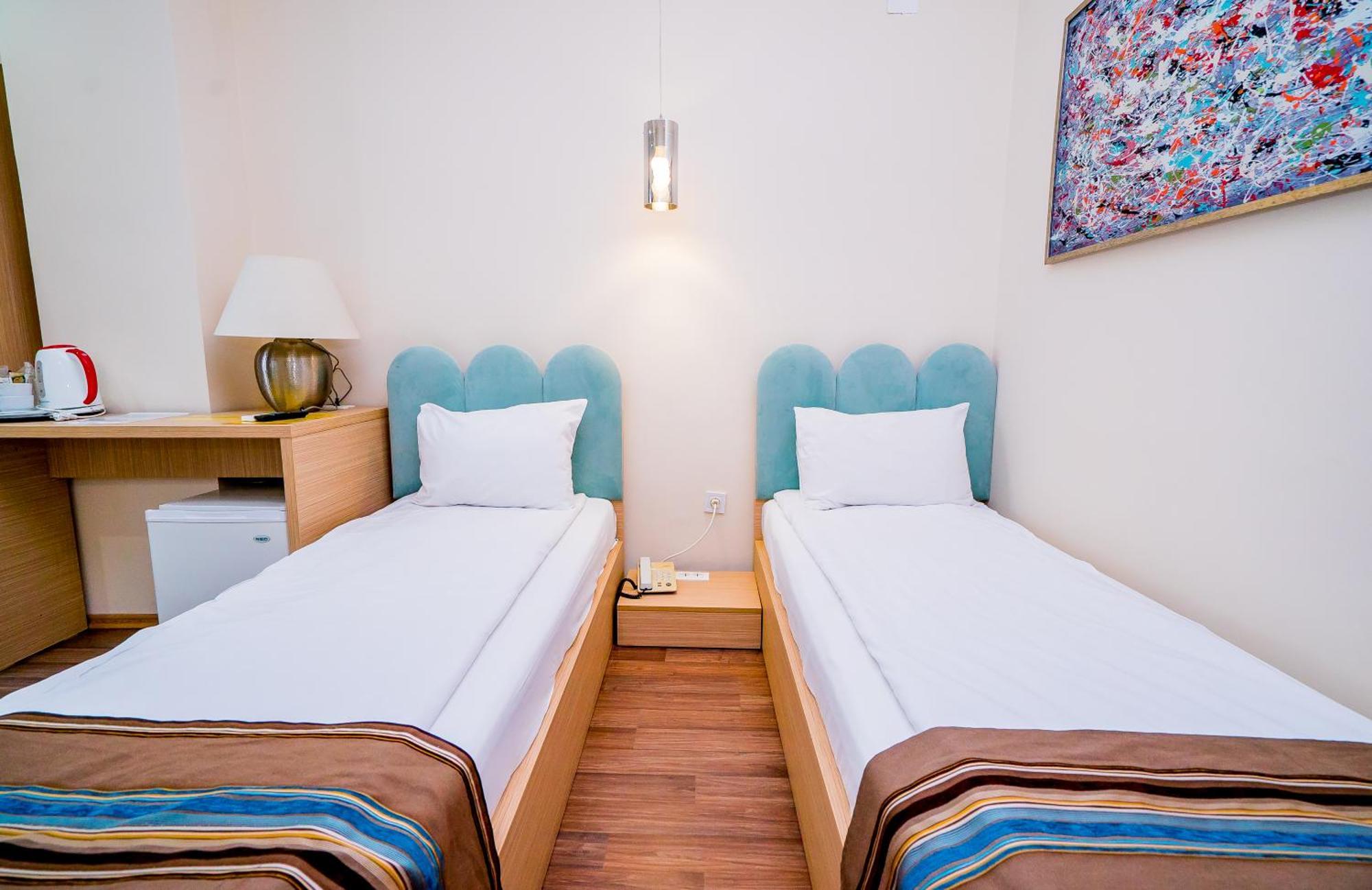 Guci Hotel Κονστάντζα Εξωτερικό φωτογραφία
