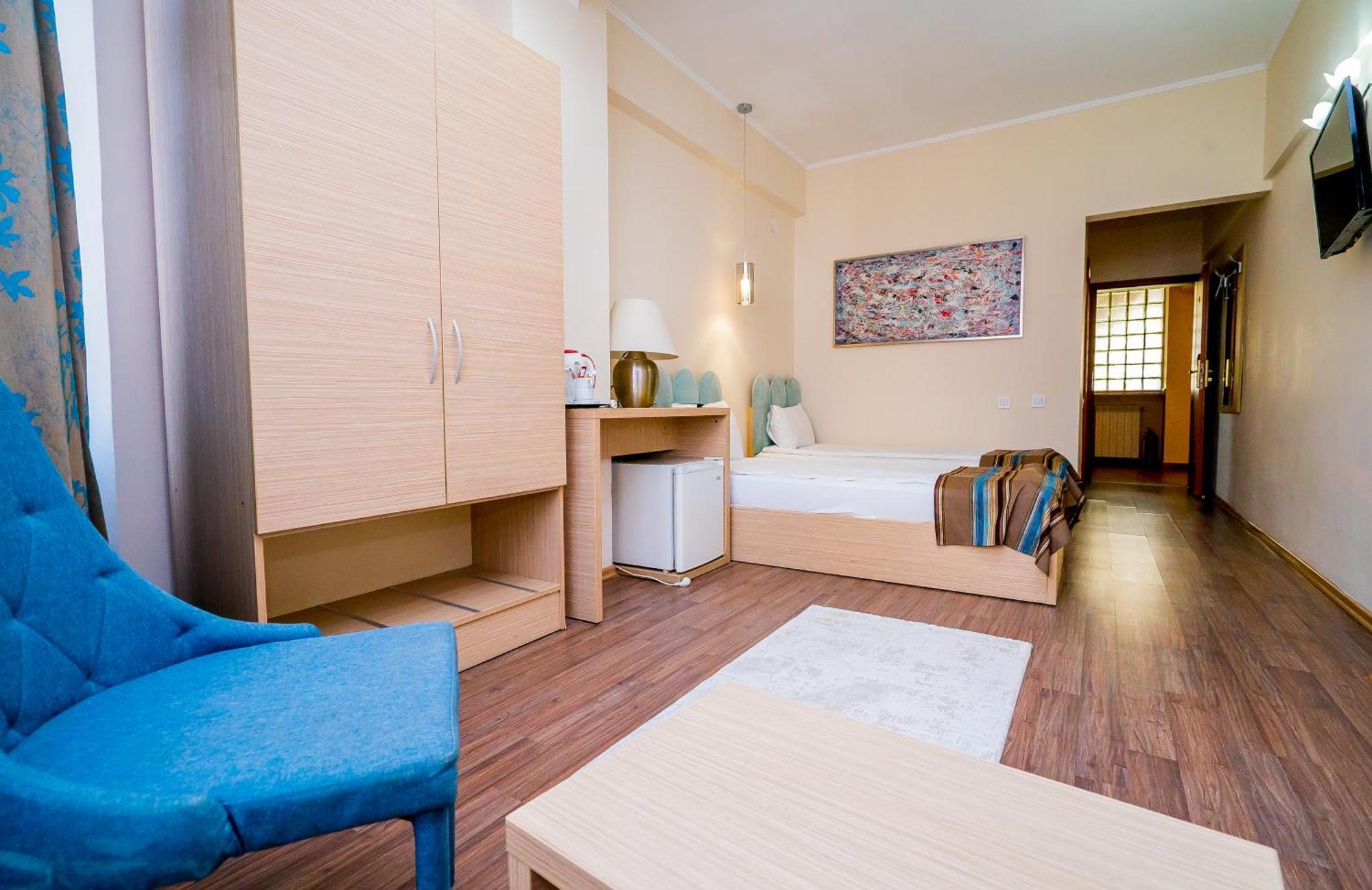 Guci Hotel Κονστάντζα Εξωτερικό φωτογραφία